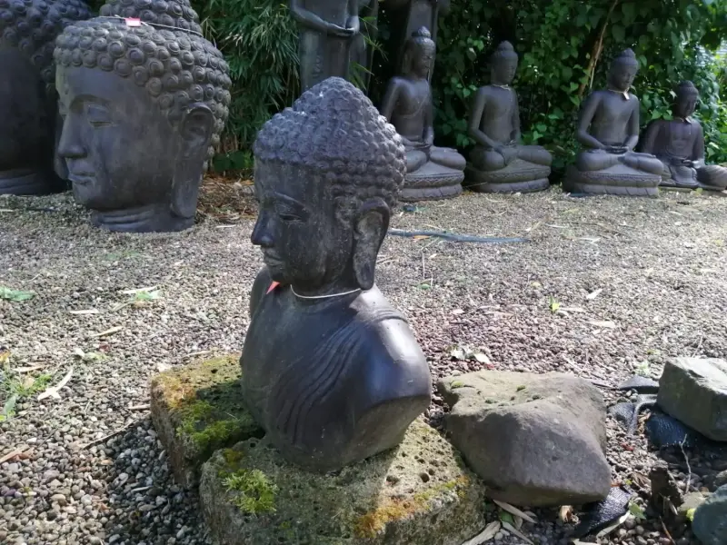 Artikelbild 1 des Artikels “Buddha Büste, Steinguss, 55 cm Höhe “